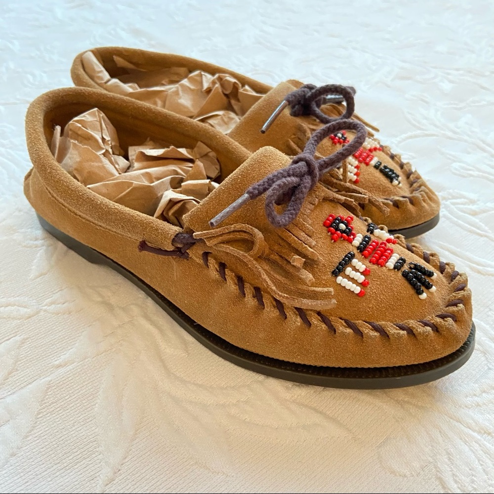 Beaded Mocassins 6